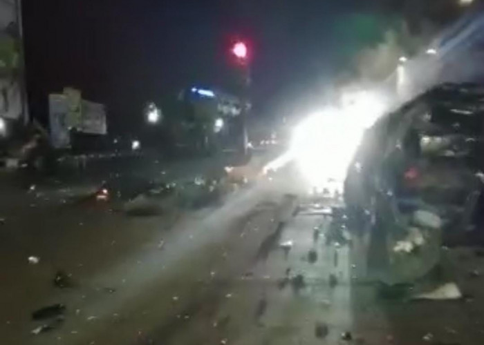 3 Tewas dan 9 Luka-luka Akibat Kecelakaan di Exit Tol Bawen Semarang