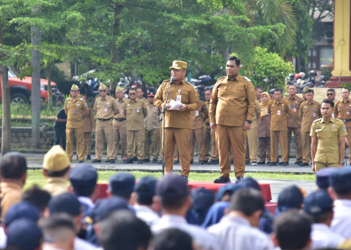 Apel Perdana Tahun 2026 ASN Pemkab Tegal, Bupati Ischak Sebut 2026 Tahun Penting