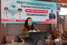 Pemkab Salurkan Bansos ke Ratusan Anak Yatim di Brebes 