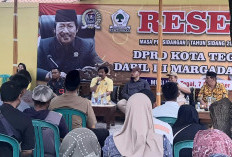 Anggota DPRD Kota Tegal Moh. Muslim Dorong Penertiban Tiang Provider Tak Berizin