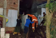Bara Tungku Kayu Bawa Petaka, Rumah Warga Tegalandong Tegal Terbakar Dini Hari