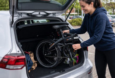Pilihan Sepeda Listrik Lipat Ringan dan Ukuran Compact: Pas Banget Masuk Bagasi Mobil Small Hatchback