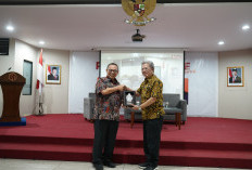 Universitas Harkat Negeri Tegal Hadirkan Tokoh Nasional Prof. Dr. Todung Mulya Lubis dalam Kuliah Umum