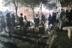 Tiga Unit Pemadam Dikerahkan untuk Tangani Pasar Pagi Pemalang yang Terbaka