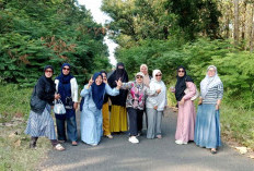 Aksi Perempuan Balapulang Tegal Jaga Hutan Jati Demi Udara Bersih Anak Cucu