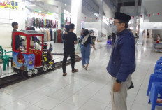 Takbiran, Pasar Randudongkal Pemalang Buka Hingga Malam