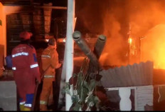 Diduga Akibat Bakar Sampah, Ponpes di Lebaksiu Tegal Terbakar Dini Hari