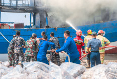 Kebakaran Kapal di Pelabuhan Tegal Terjadi Lagi, Kapolres Ingatkan Hal Ini