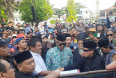 Tolak Tempat Hiburan Malam, Aliansi Eling Anak Keturunan Kembali Gelar Aksi di Depan Gedung DPRD Kota Tegal