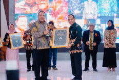 Pamor Wicaksono Raih The Best Indonesian Leader Award 2026, Dedikasi 2 Dekade Mengabdi untuk Brebes