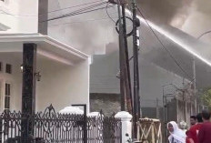 Kebakaran Rumah Sarang Walet di Jalan Sipayung Tegal Gegerkan Warga Sore Ini