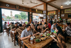 6 Tempat Makan Siang Murah di Brebes Dekat Alun-alun, Enak, Legendaris dan Bikin Kenyang