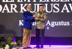 Terobosan Speling dan Vokasi Antar Ahmad Luthfi Raih Special Achievement Award 