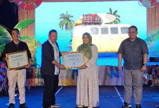 Keren! Pemkab Brebes Raih Penghargaan Dukungan Implementasi Hari Belajar Guru bagi Komunitas Belajar