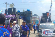 Buruh di Brebes Gelar Aksi Demo Tuntut Penerapan UMSK 2026