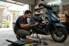 10 Tips Merawat Baterai Motor Listrik Tanam agar Awet sampai Tahunan