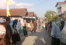Anggota Fraksi Gerindra DPRD Brebes Salurkan Bantuan Air Bersih ke 21 Desa di Salem