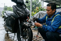 7 Tips Mencegah Korsleting Kabel Lampu Depan Motor Listrik Saat Musim Hujan