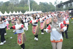 Slawi Ageng Expo 2026 Dimeriahkan Senam Bersama, Ribuan Peserta Ambil Bagian 