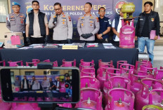 Diduga Ngoplos Gas LPG Bersubsidi di Sekolah, Oknum Kepsek di Brebes Diamankan Polisi 
