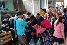 Krisis Air Bersih di Tegal, DPUPR Salurkan Bantuan
