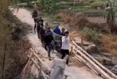 Video Warga di Brebes Sakit Ditandu Pakai Sarung Viral, Ternyata Ini Penyebabnya