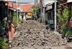 Atasi Banjir di Pemukiman, Pemkot Tegal Genjot Peninggian Jalan Alor 1 dan Flores Baru 6