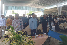 Bakhrun, SH, M.Kn Anggota Komisi IV DPRD Kab. Tegal Sambut Baik Penyaluran BLT DBH CHT
