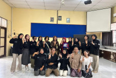 KPU Kota Tegal Gandeng Mahasiswa FISIP UPS Gelar Sosialisasi Pemilih Pemula di SMP Negeri 4 Tegal