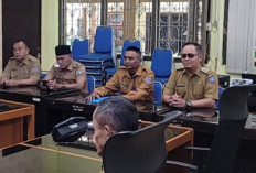 Audiensi ke DPRD soal Pemberhentian Perangkat Desa, Kades Brekat Didampingi DPC Apdesi