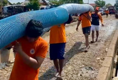 Pemprov Jateng Gelontorkan Logistik Senilai Ratusan Juta untuk Tangani Banjir Pekalongan