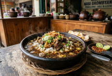 Pantas Saja Antreannya Mengular, Rumah Makan di Pemalang Ini Ternyata Pakai Resep Rahasia Sejak 1970