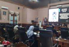 Wali Kota Dedy Yon Sampaikan Jawaban Atas Pemandangan Umum Fraksi di DPRD Kota Tegal