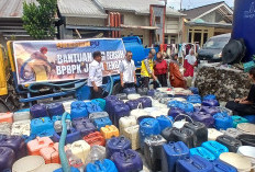 Sinergi Pemerintah, Bantuan Air Bersih Disalurkan ke Warga Belik 