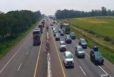 Jelang Lebaran 2026, Kendaraan Pemudik Mulai Ramai di Jalur Tol dan Pantura Brebes 