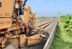 Hulu dan Hilir Jalur Kalibodri - Kaliwungu Sudah Bisa Dilalui Kereta Api