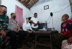 Sambut Tahun Baru 2026, Bupati Brebes Door to Door ke Rumah Warga