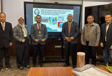 Dari Penjual Nasi Goreng hingga Doktor, Kisah Inspiratif Dosen Universitas Harkat Negeri