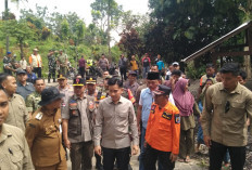 Wapres Gibran Tinjau Bencana Tanah Gerak Tegal, Perintahkan Relokasi Warga Padasari Dipercepat