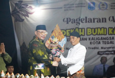 Sarat Gotong Royong, Warga Lestarikan Sedekah Bumi Kaligangsa Tegal
