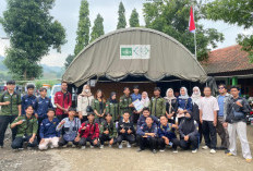 Mahasiswa FKIP UPS Tegal Salurkan Donasi Kemanusiaan bagi Warga Terdampak Bencana di Desa Padasari
