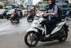 Selap-selip Lancar Tarikan Enteng! Cek Motor Matic Paling Irit untuk Kerja Ini