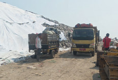 Ke Brebes, Menteri LH Desak Pemda Tutup Open Dumping TPA: Potensi Kebakaran Tinggi