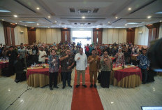 Bupati Tegal Dorong Percepatan Sertifikasi Halal UMKM dan Edukasi Keuangan Digital