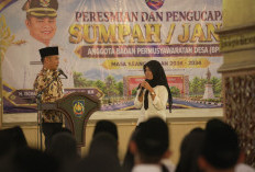 Gebrak Pendopo Amangkurat! Bupati Ischak Lantik 238 BPD Tegal, Ultimatum Kawal Makan Bergizi