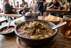 Kuah Rempah Hangat! 4 Tempat Makan Tauto Pekalongan Legendaris Ini Selalu Ramai Pembeli saat Malam