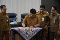 Bupati Tegal Tegaskan Komitmen Antikorupsi Jajaran Pemda