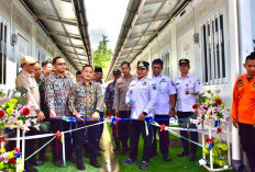 353 Huntara Diserahkan, Bupati Tegal Dorong Percepatan Huntap Warga Terdampak Tanah Bergerak Padasari