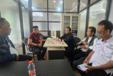 Tanggul Sungai di Brebes Tak Kunjung Diperbaiki Secara Permanen, Camat Losari dan Kades Datangi BBWS Cimancis