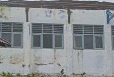 Hujan Disertai Angin Kencang Rusak Atap SD Negeri 04 Mendelem Pemalang